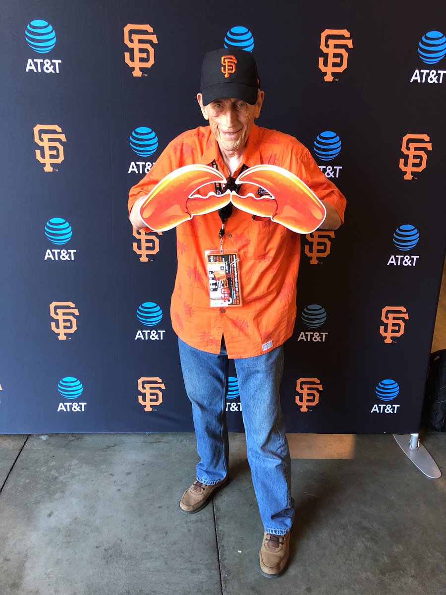 JViolet46's tweet photo. #ATTPark https://t.co/MF5bJqWOvO