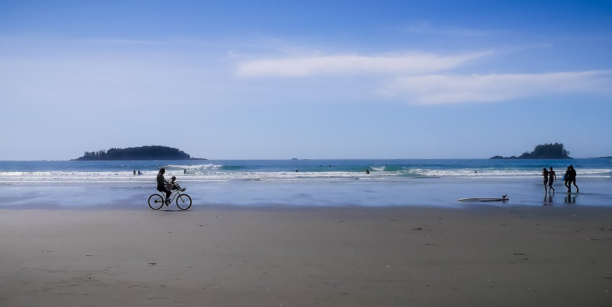 Beautiful day for a bike ride on the beach @stormhour #stormhour #potw #nature #thephotohour #chestermanbeachTofino #WestCoastBestCoast #TofinoBC #Canada #bicycle #sufbeach #surfers