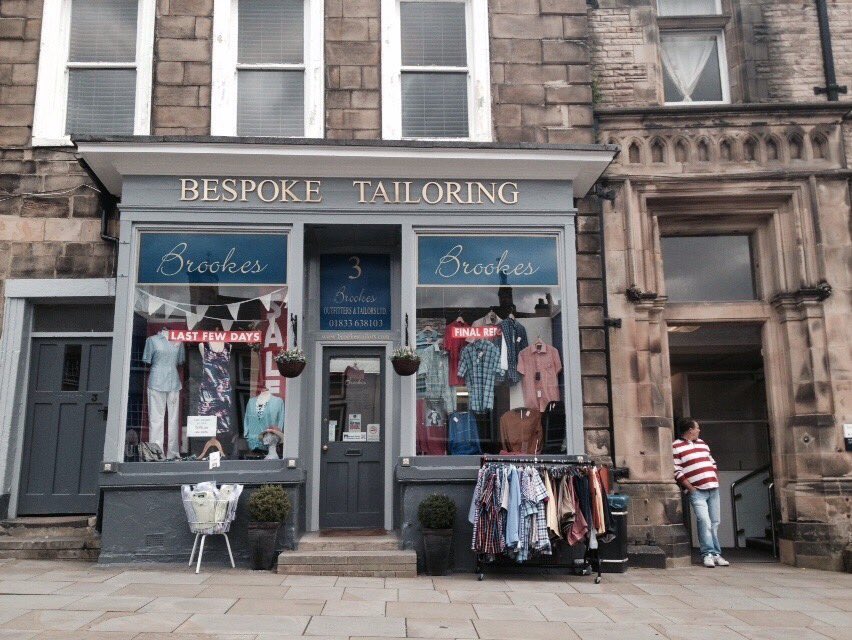 ElenaMaverick's tweet photo. I bet the prices here are just ghastly. #NotEvenSorry https://t.co/A2KOpIITXB