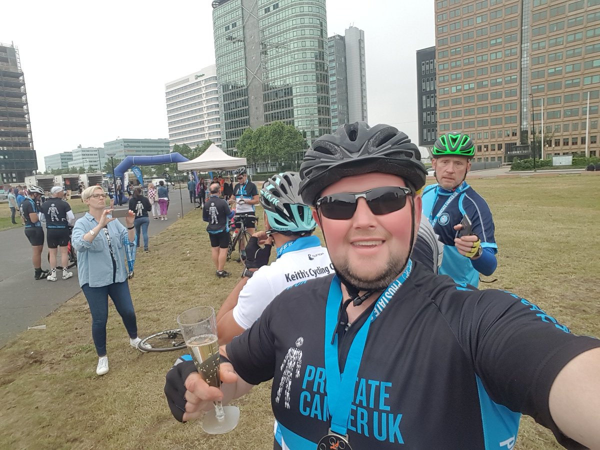 bigdalparky's tweet photo. Challenge accepted.... Challenge complete 145 miles cycle ride London velodrome to Amsterdam arena Holland. #footballtoamsterdam #prostatecanceruk #prostatecancer https://t.co/XBOUP8rPTP