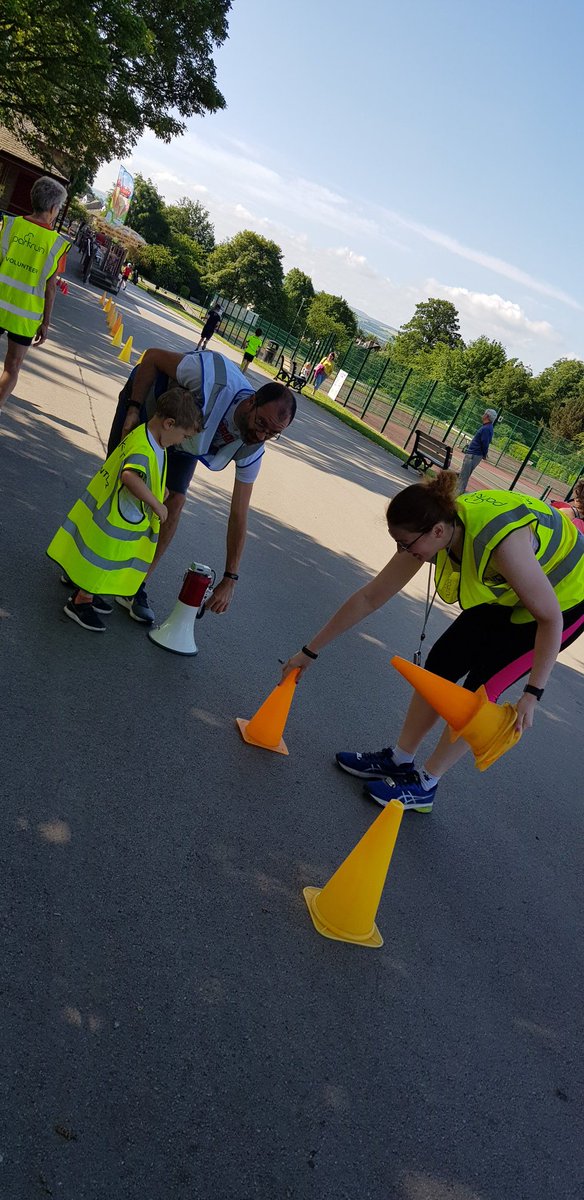 BlondeViki's tweet photo. @pattipebbles @Huddsjnrparkrun @parkrunUK He was super cute today :)
#teamcones https://t.co/Yupe0mwSm8