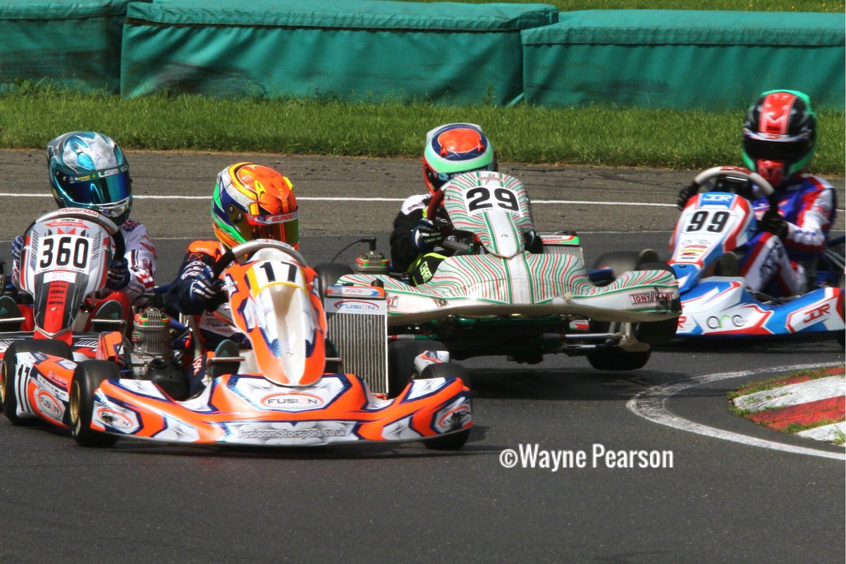 41waynepearson's tweet image. Close racing as ever @TVKCpfi today, plenty of ☀️☀️☀️ too 👌🏻
