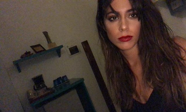 TiniStoessel's tweet photo. 🙈🎬❤️🔥 https://t.co/ADzJt9grXT https://t.co/E0NM5YxnpY