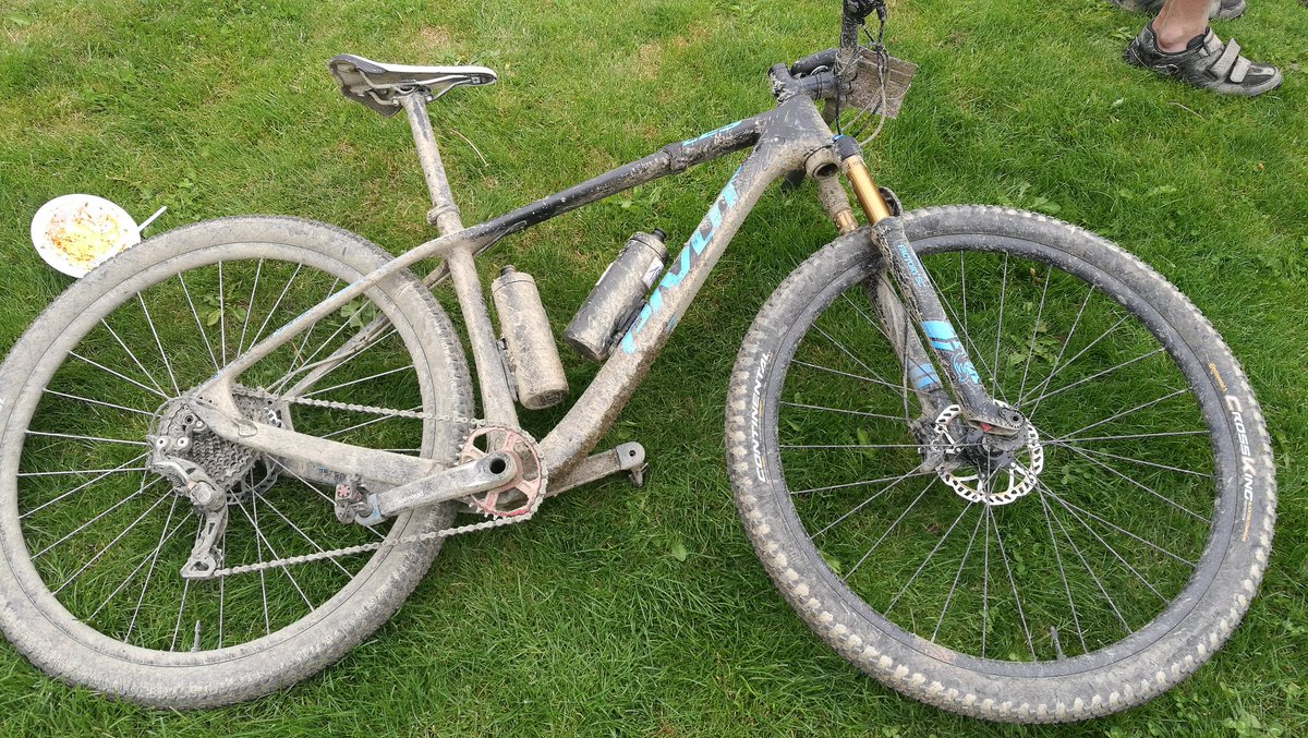 ThomasVincent66's tweet photo. 10th at #CerdanyaMTBChallenge : so great to race on my hometrails for the #WorldBicycleDay #mtb #pivotworldbicycleday #pivotcycles #mohawkscycles #praxisworks #kaliprotectives #ogival #northwave #hexisenergy #raceday #xcm #cycling #mountainbike #bike #racing #mtbchallengeseries https://t.co/qJ5yEgsTtD