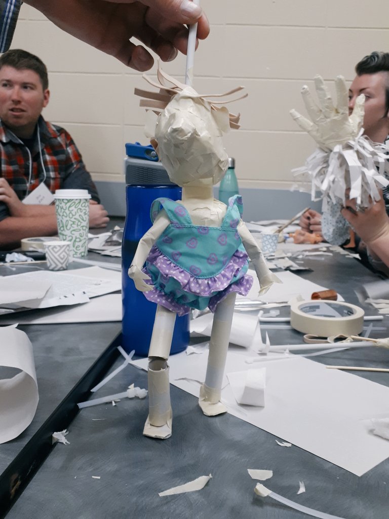 lmpopit's tweet image. Visually imprint on the puppet, the puppet as metaphor. @emcfisher For me it was an arm on a head.

What's your metaphorical YOU? 

#PaperPuppet #PuppetPower2018 #Representation #Identity