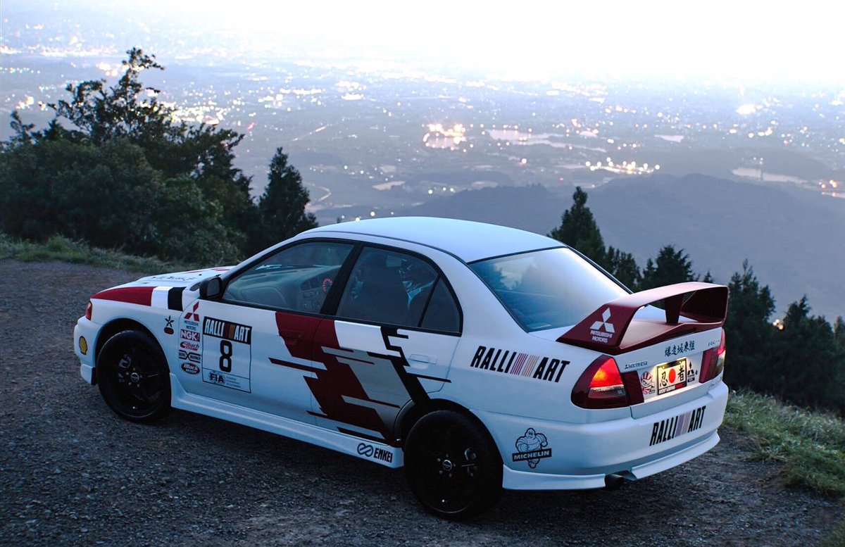 Дром ру митсубиси. Ralliart Mitsubishi Rally. EVO 6 Mitsubishi Ralliart. Лансер 10 раллиарт. Митсубиши Лансер 2е поколение ралли.