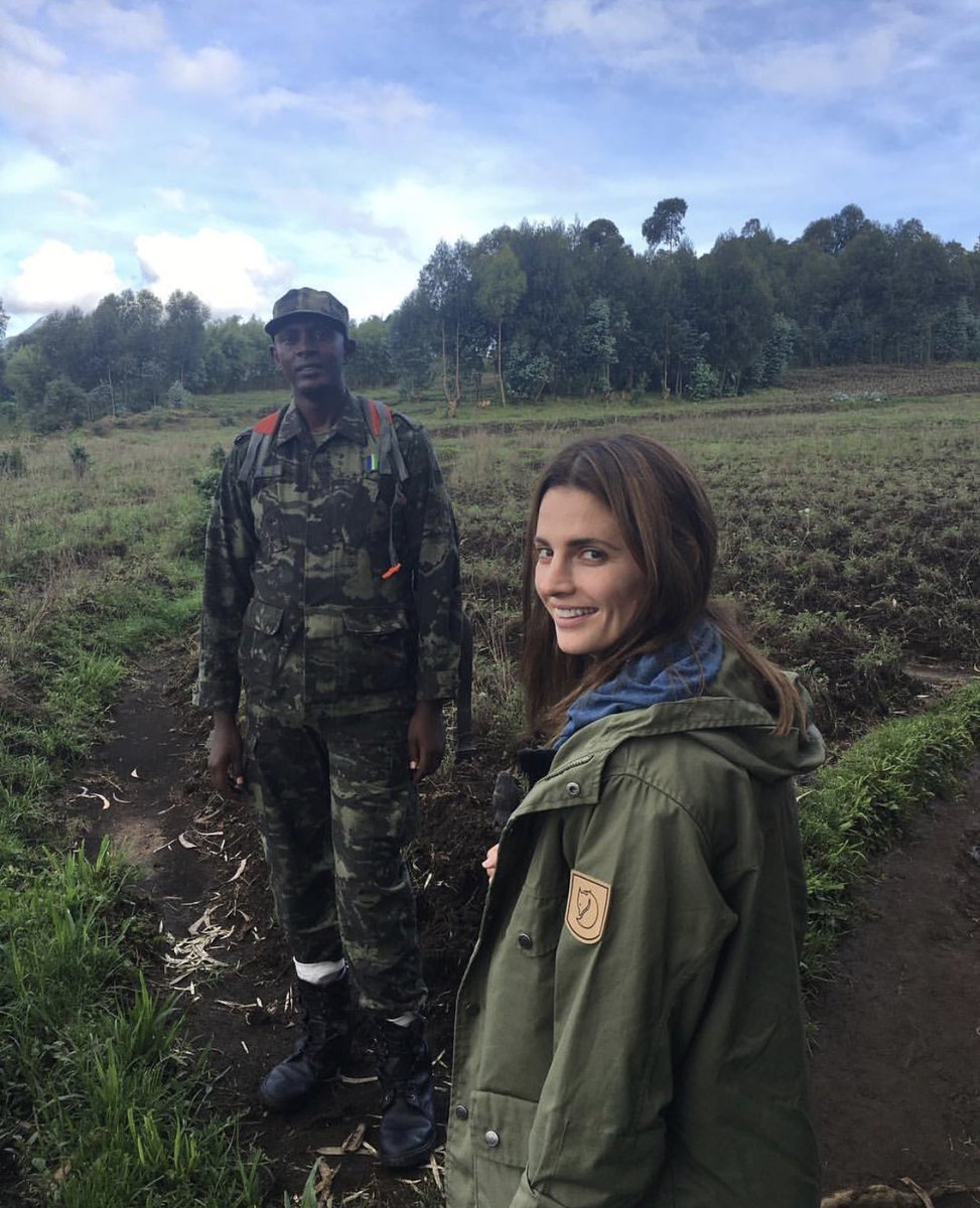 drstanakatic 'Massive props to the incredible #Rwandan staff at #VolcanoesNationalPark who are protecting the #MountainGorilla and educating the visiting world about these awe-inspiring #Endangered beings. 🦍#Stewards #Rwanda #EastAfrica' instagram.com/p/Bjkxn0fB6Si/ #StanaKatic