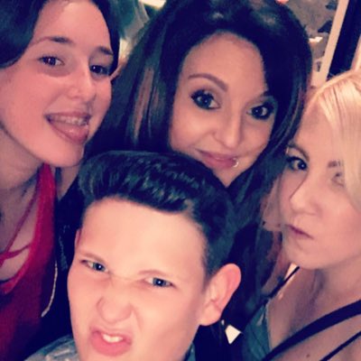 Danielle_Wood89's tweet photo. #NewProfilePic #AboutLastNight #toomanydrinks #memories https://t.co/ywHXovve8u