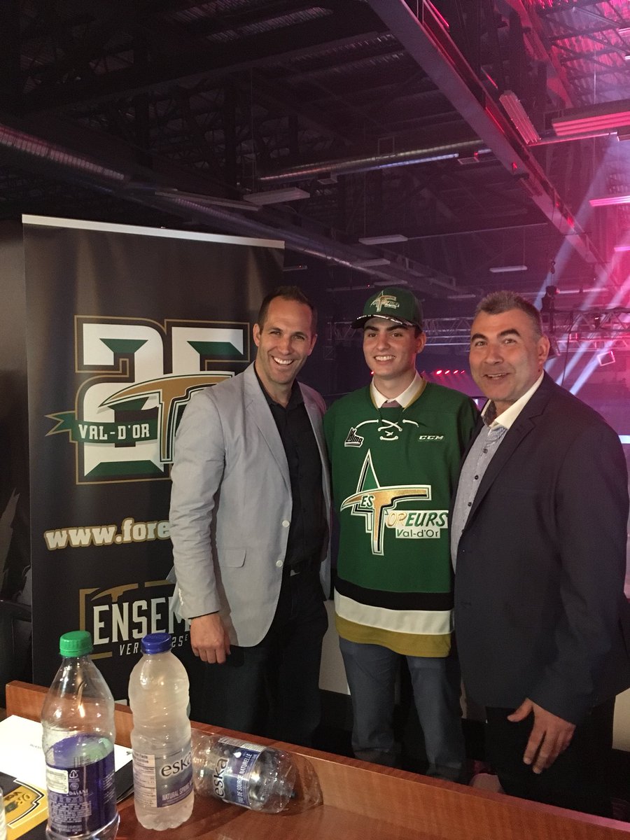 Félicitation a #mavrikgauthier au repêchage <a href="/ForeursVD/">Foreurs de Val-d’Or</a>
<a href="/LesForeurs/">Foreurs de Val-d'Or</a>
#QMJHLDraft
#unlimitedsportsmanagement
#usmhockey