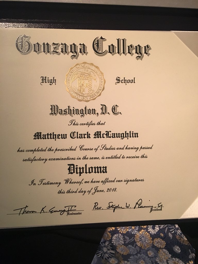 301matty's tweet photo. High School ✅ ......... On to the next: DMV✈️ATL #Morehouse22 https://t.co/9XsuF8T5pO