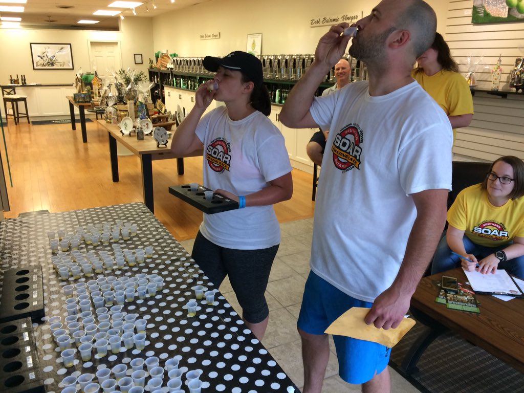 alydall's tweet photo. #Robin&amp;James “What is that???” At the Olive Experience #SoAmazingRace2018 “My palate is divine!” https://t.co/7QabwdHXAn