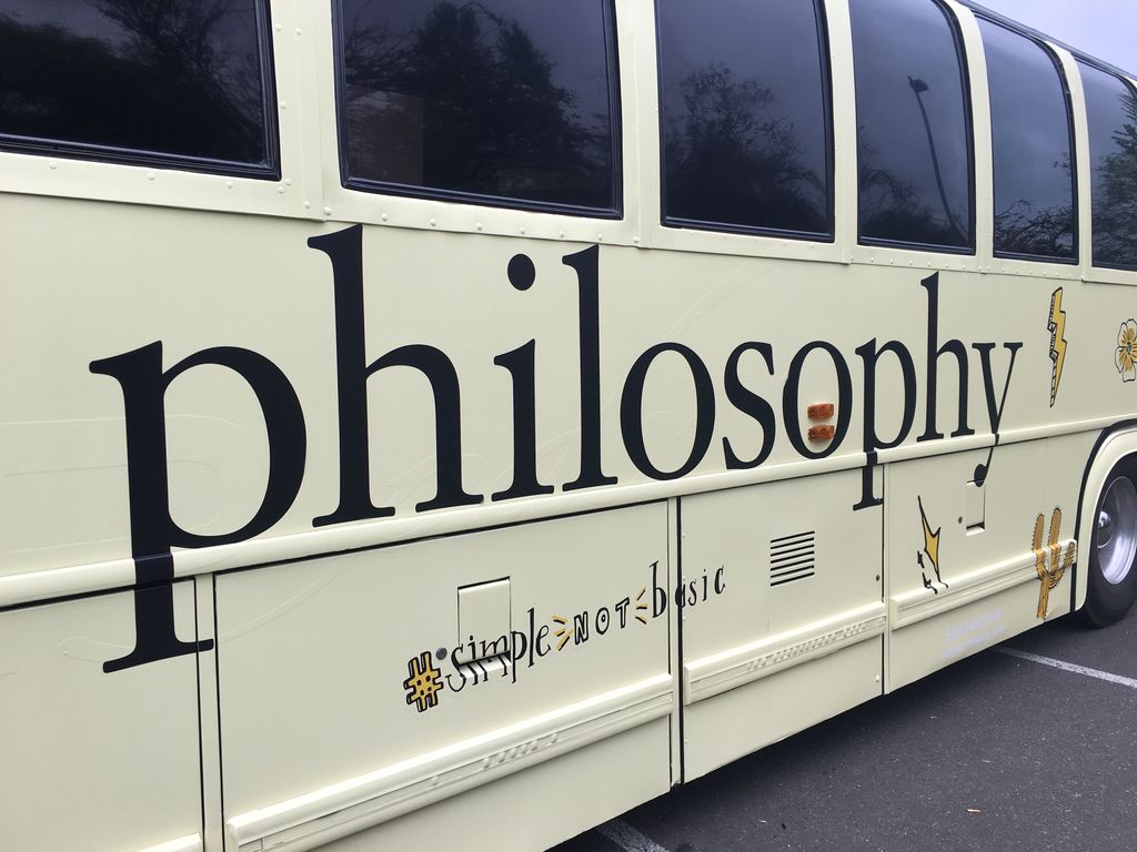 VIP_PDX's tweet image. We loved seeing the coach in a new outfit! Huge props to philosophy for getting the bus wrapped to make their event extra special. @lovephilosophy #philosophy #simplenotbasic #cosmetics #corporateadvertising #portland #pdx