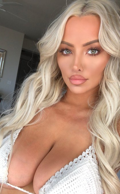 Lindsey Pelas Nude Leaked Videos and Naked Pics! 305