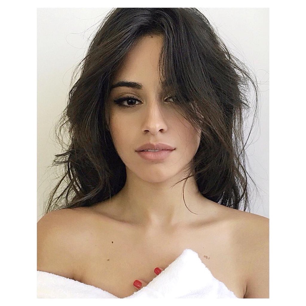 ccamilapics's tweet photo. SHE'S UNREAL. https://t.co/dnDp3ItxaB