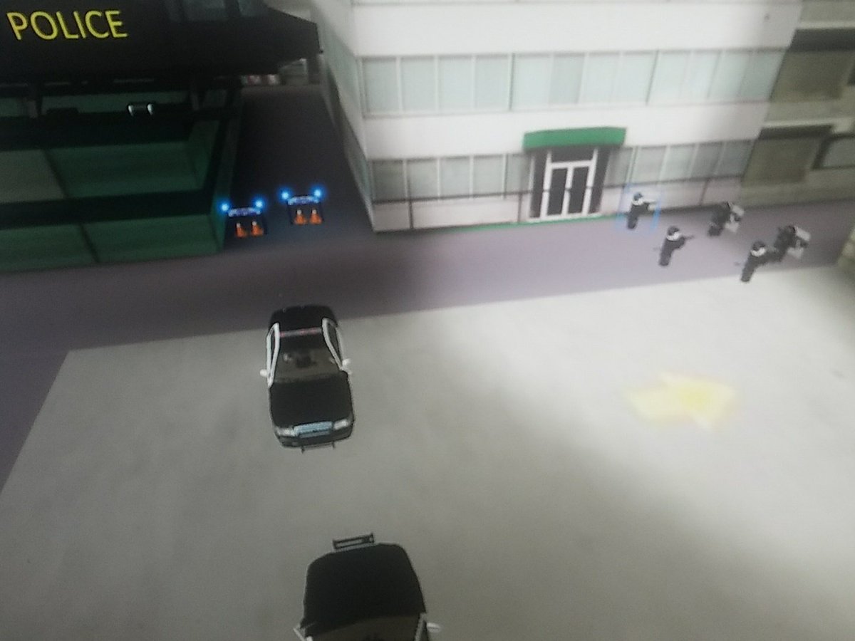 DetroitRoblox's tweet image. We have caught today's perpetrator he is currently being interrogated for info and will soon be transported to a maximum level prison.
Thx to channel 5 news for today's photo.
