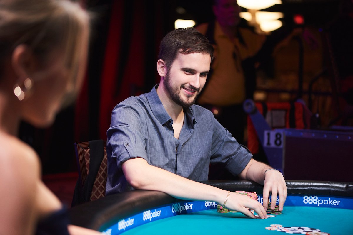 WSOP's tweet photo. Julien Martini becomes the first French bracelet winner of 2018 after winning $293,771 in Event #4: $1,500 Omaha/8
https://t.co/jmoGZbDmBP https://t.co/Ft9kxfGKke