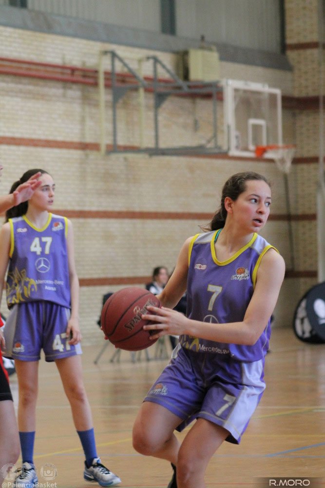 Palencia_Basket's tweet photo. #CanteraMorada | #InfFemCyL #F4CyL2018 Jornada 3
#CDMaristas 48-55 @CBBabieca
https://t.co/eUYZeQYr0C
📷GALERÍA | @rubenmorog
¡¡¡Cuartas de Castilla y León!!! https://t.co/0vf2ryrtuQ