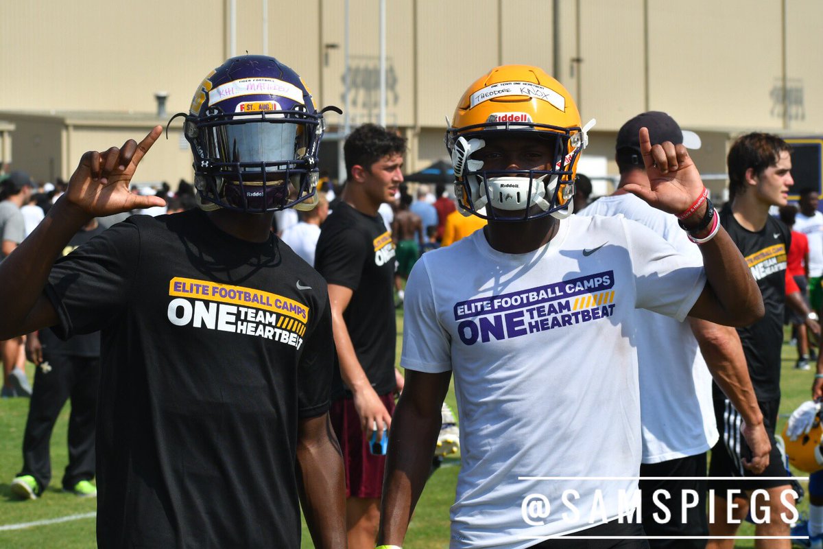 samspiegs's tweet photo. Some big-time WRs in the 2020 + 2021 classes — Khi Mathieu and Theodore Knox — at #LSU today https://t.co/WHCB4tCZ75