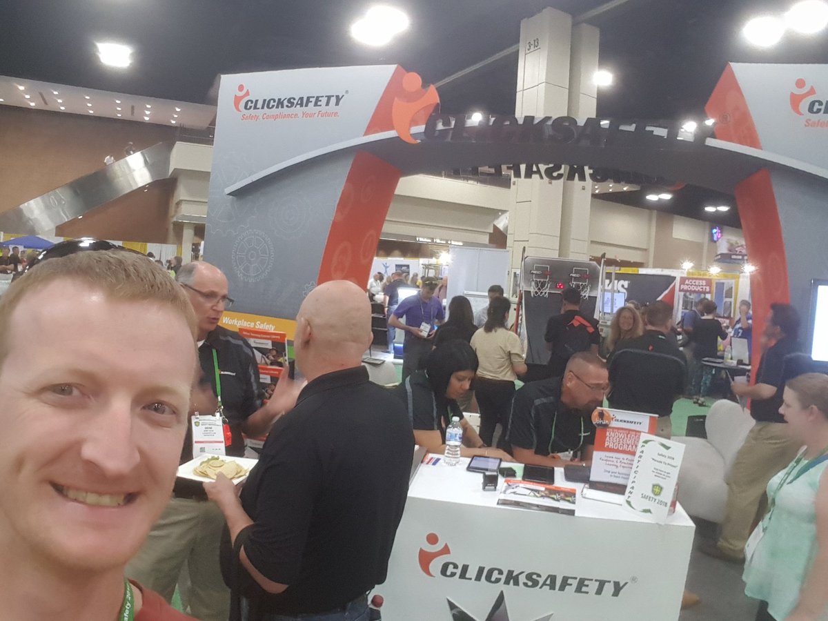 SafetyEng1's tweet photo. My goal, better training and microlearning resources for my employees! #Safety2018 #clicksafety 😁🤓 https://t.co/mzqGzQQYsy
