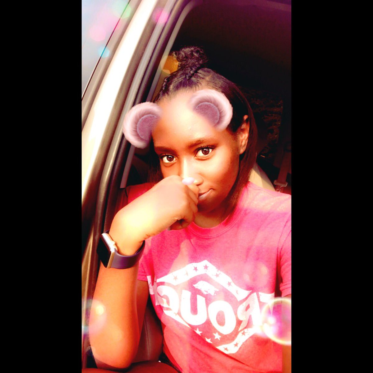 TrulyyA_Gemini's tweet photo. Another year older🎉🎈, another year to glow #Blessed https://t.co/gOd2mtN7Fn