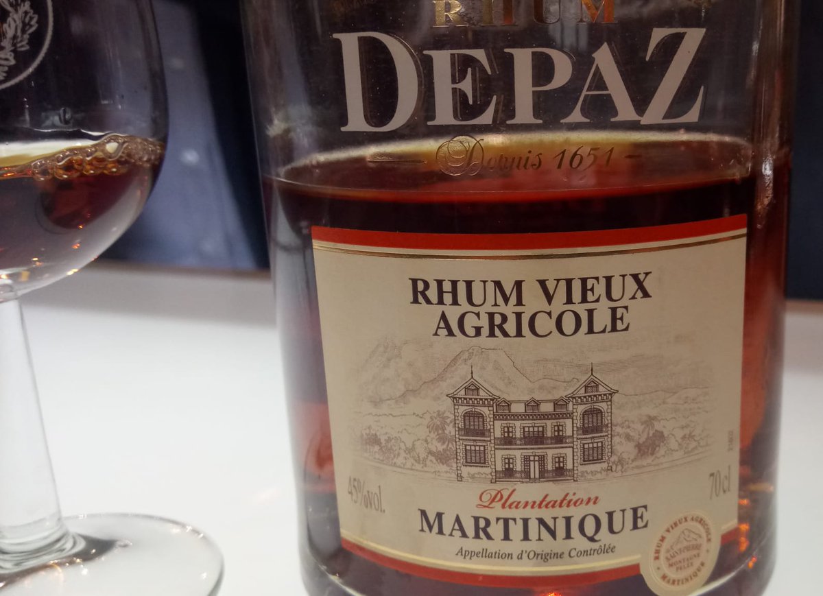 queridilla's tweet photo. Un Ron ??    de Martinica o Paraguay ? https://t.co/JePFWLbGt6  @RumFestival https://t.co/SalYvXIY27