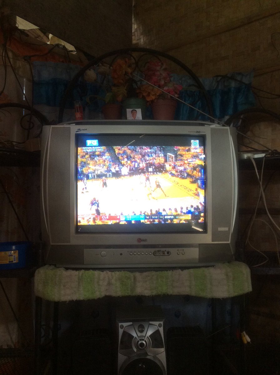 ryanaticz's tweet photo. #NBAONABSCBNLIVE
Shout ko ang mga LOSARIA FAMILY dyan sa PUNOD 
Hai..
GoGOGOGO GSW WHOOOAAAHHH GO 2-0
Solid GoldenStateWarriors https://t.co/HAyN842vMp