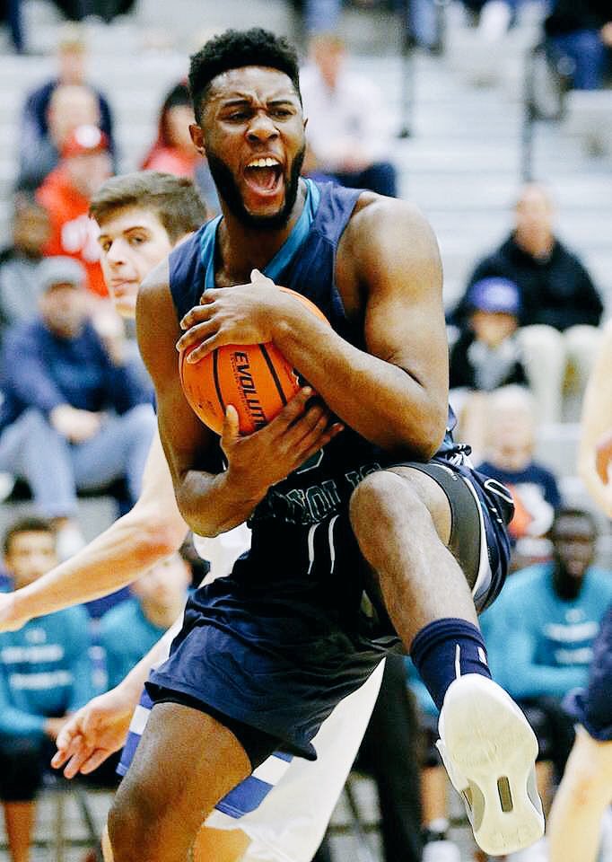 king_mahinmi's tweet image. THANK YOU JD 🦍👁🔥I wish I could brought a trophy to the school but it didn’t happen...... THANK YOU FOR THE MOST CHALLENGING 2 years of MY LIFE !!!! @jdcoachtrost @JDCoachSalts @JDclass18 @JDCHS @JDSpeakingEagle @JuanDiegoSports  @JDclass18