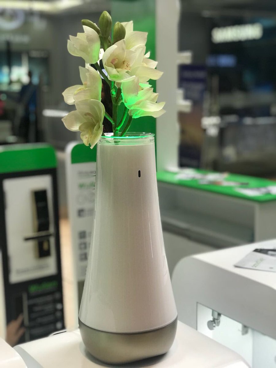 Domotike's tweet photo. Iniciamos con nuestra nueva sucursal en @ScalaShopping #domotike #casainteligente #domotica https://t.co/SbtDRqTi68