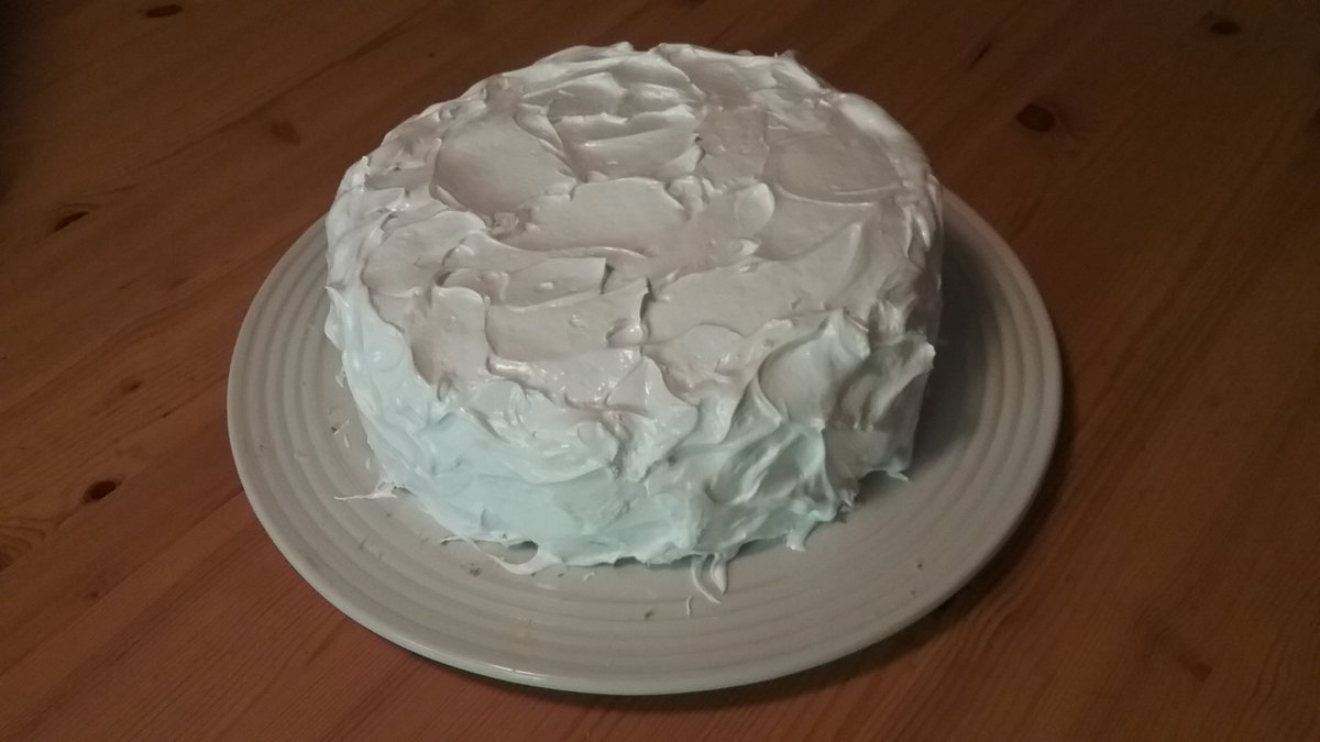 EllenMandeville's tweet photo. Lookie what I did!
#lemonlayercake https://t.co/eath0bry8B