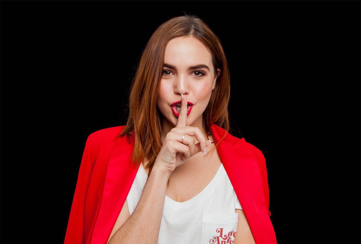 <a href="/BaileeMadison/">Bailee Madison</a> not related to #GoodWitch but I agree totally with the tweet/sentiment that you deserve to have your own mystery 🎥series on <a href="/hallmarkchannel/">Hallmark Channel</a>.You were so very perfect in <a href="/AnnaHooperFilm/">Annabelle Hooper</a>!A show like that would be the icing on the 🍰Hallmark please consider it!👍🏾