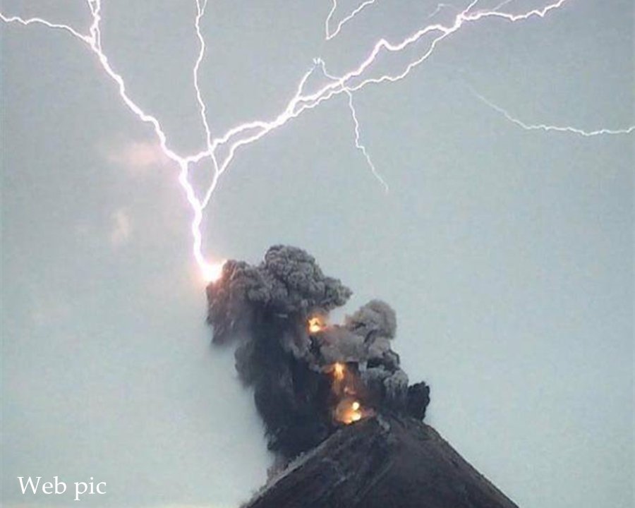 XHNews's tweet photo. At least 7 people have been killed and 296 others injured in Guatemala as a highly active volcano near the country's capital has erupted for the second time this year, authorities said https://t.co/4p7rON0pu4