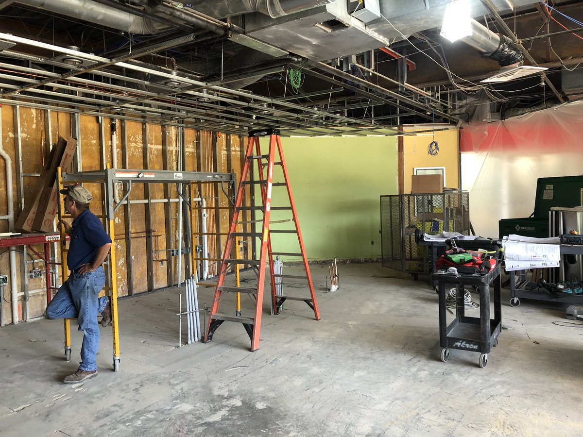 MaryvilleU's tweet photo. Campus Starbucks progress

🚧 #MUSummerConstruction https://t.co/TNAmlYCjoI
