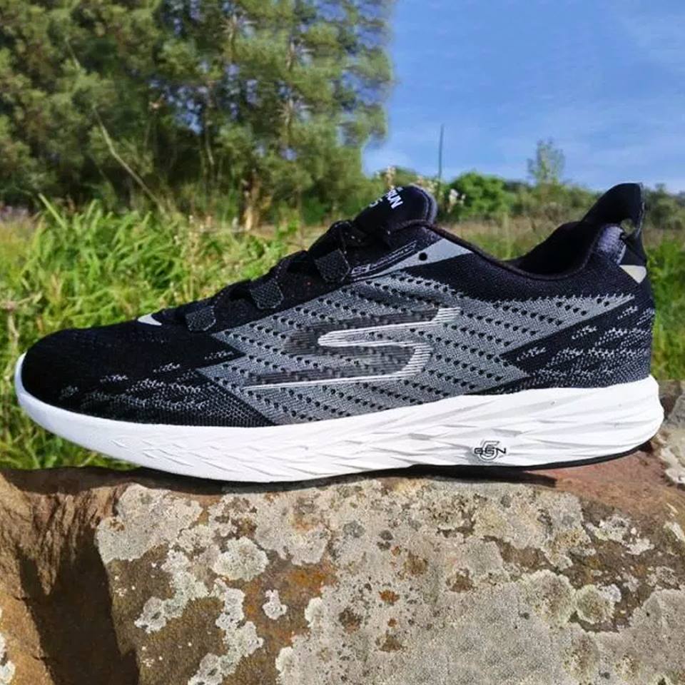 skechersarg's tweet photo. Da el primer paso para una gran carrera con #GOrun5. ⚡✊ https://t.co/L0FGHTNpQA