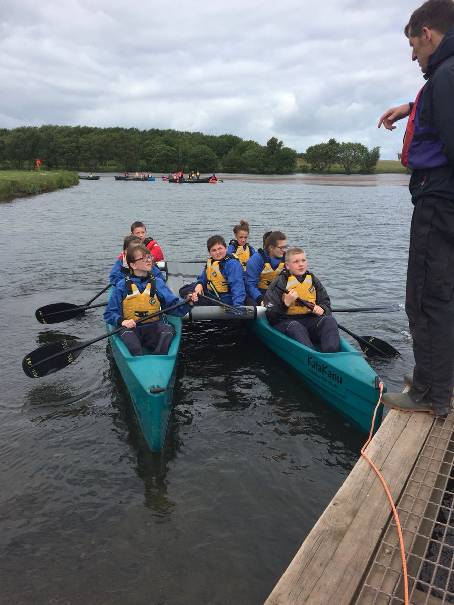 P7 outdoor learning - canoeing today!!!
#Teamwork #confidentindividuals