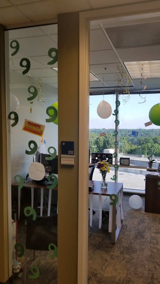 CClaudHubbard's tweet photo. Celebrating 9 years @EngleMartin! Time flies when you love your job! #InsuranceIsFun #BestCoworkers #GettingOld #EMway #9isFine https://t.co/bF73Otf8Ne