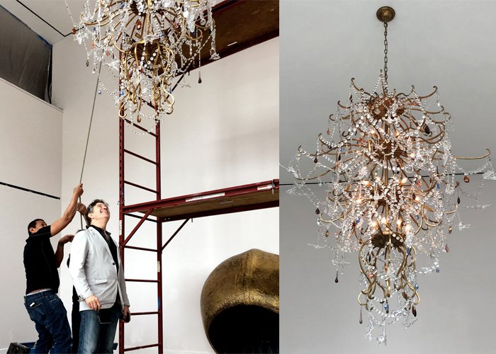 JoeGinsberg_'s tweet photo. Installing a custom chandelier on 86th Street. The unique details that make our clients' interiors special. Design and fabrication by Joe Ginsberg Design. https://t.co/S3BZWiBlUH #InteriorDesign #CustomForOurUniqueClients #InteriorArchitecture #DesignInnovation #DesignerNY https://t.co/abyh5Olq2b