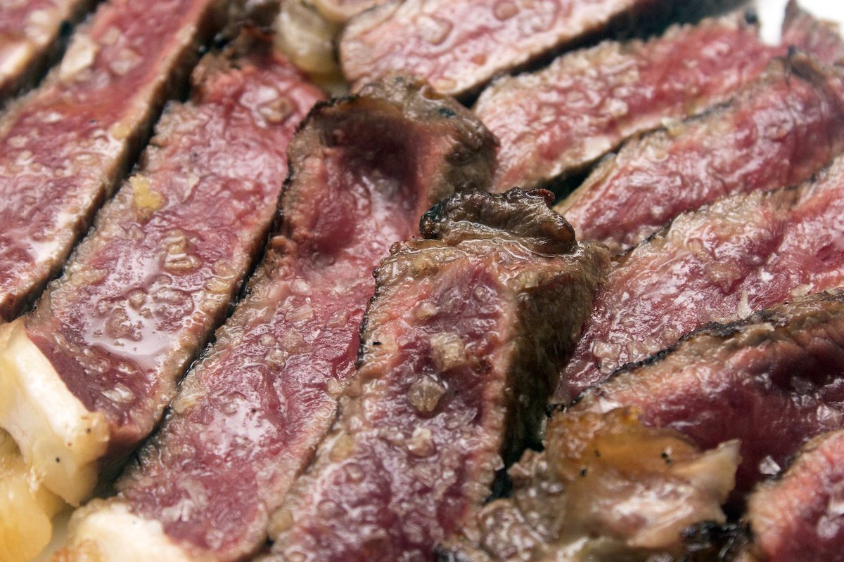 #VACA | Las mejores piezas de <a href="/discarlux/">Discarlux S.L.</a>, las tenemos aquí. ¿A que esperas para probar nuestra carne? 🍴🐮🍆

#somosVacayHuerta