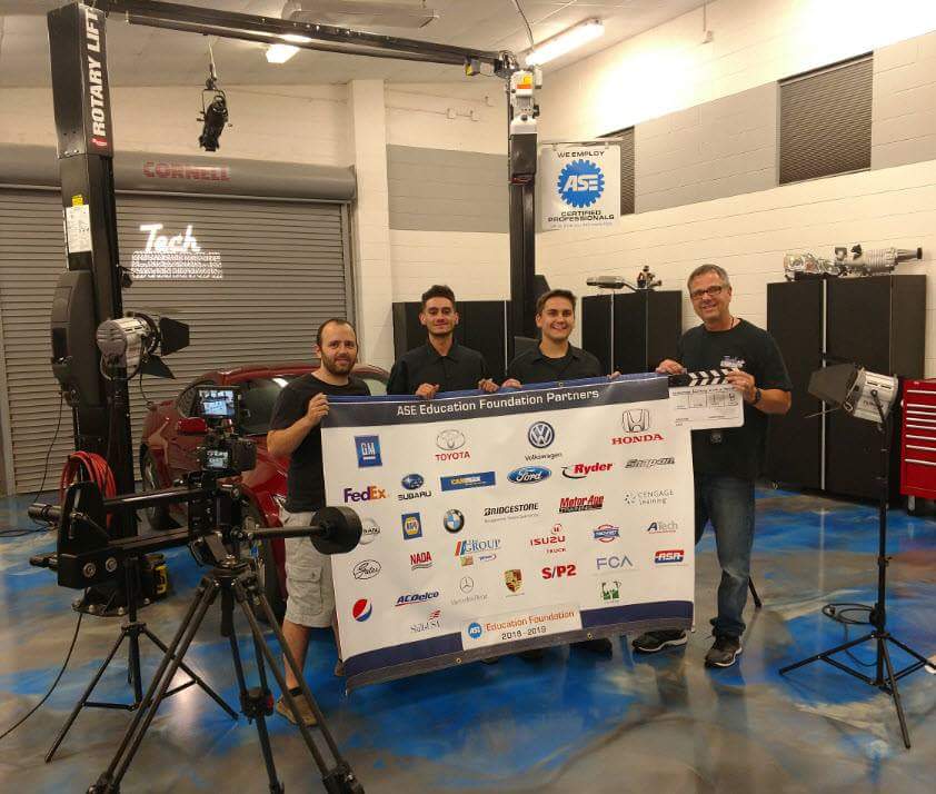 johngardnertv's tweet photo. Tech Garage &amp; Chipola College along with Business Industry Partners are doing our part to address the technician shortage. Maintenance Light Repair videos coming soon. #NATEF @ASEtests @TechForceFound
https://t.co/jEFaEG2lSx https://t.co/Mc4SRPZTv2