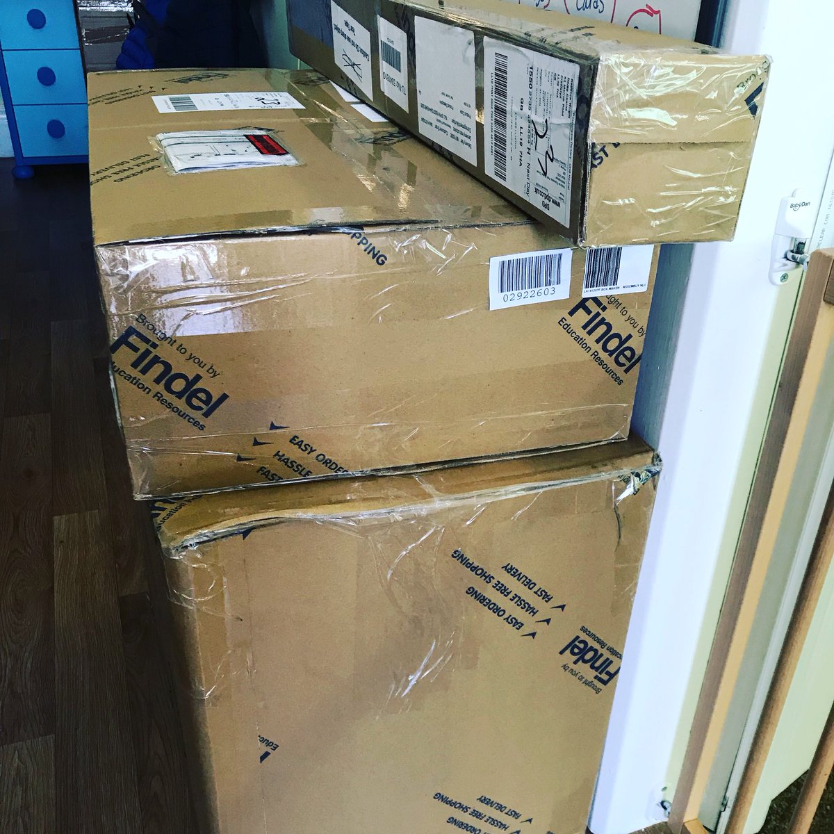 wondercreche's tweet photo. NEW TOYS! Can’t wait to play with these on Wednesday at our mid week wedding @hafodfarm. We love a midweek wedding 👰 #loveeveryday https://t.co/4TdpF7su4v https://t.co/k08HjfbBuf