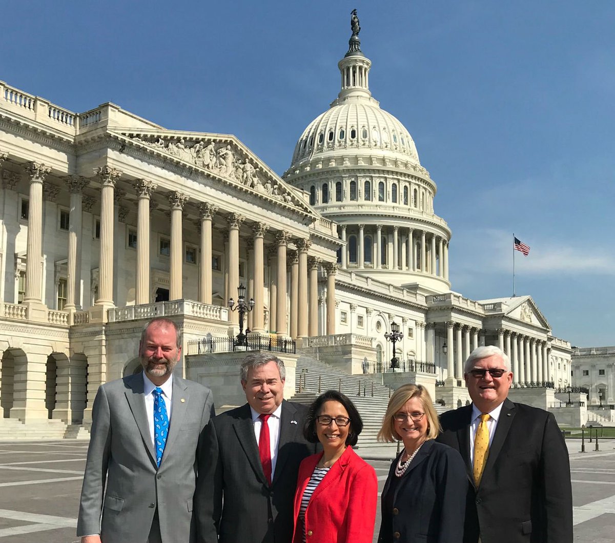 DrNimaDayani's tweet image. RT @aafp: .@AAFPPrez Munger is on the Hill with colleagues from @ACPInternists, @APAPsychiatric @AOAforDOs @AmerAcadPeds @ACOGAction to advocate for administrative burden relief. #AmericasDocs