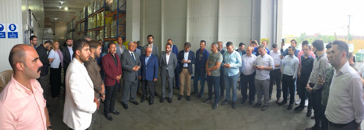 vedatdemiroz's tweet photo. Bugünkü seçim çalışması ziyaretlerimiz kapsamında, dostlarım Umar ve Sertkaya ailelerinin sahibi olduğu @torku TRK Gıda Deposu da vardı. Çalışanları ile sohbet edip, 24 Haziran’da destek sözü aldık. https://t.co/oJV9LnsKWW
