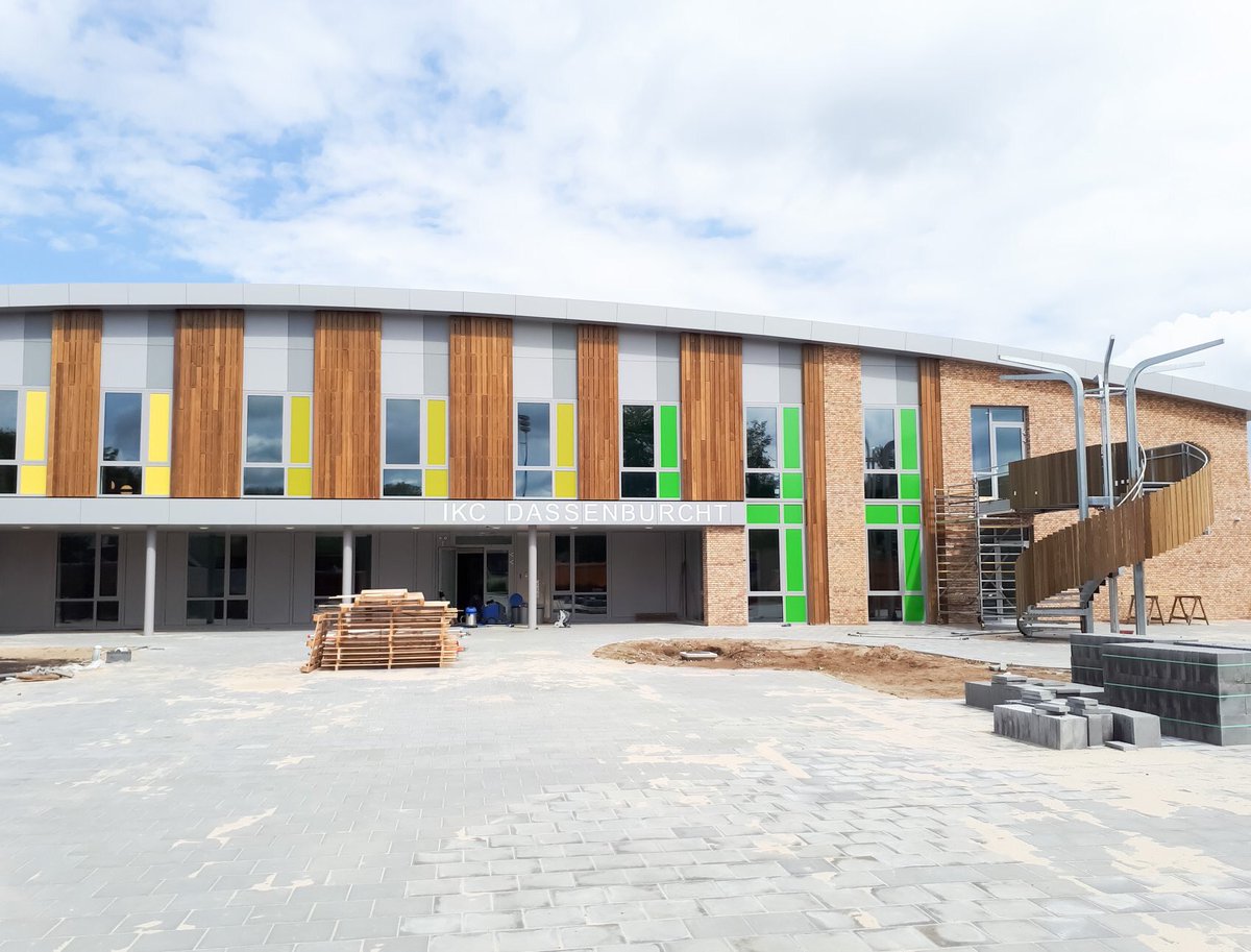 Het #schooljaar zit er bijna op. Hoe schoon is jouw #school? derksenschoonmaak.nl #schonescholen #zomervakantie #schoonmaak #gewoonschoon