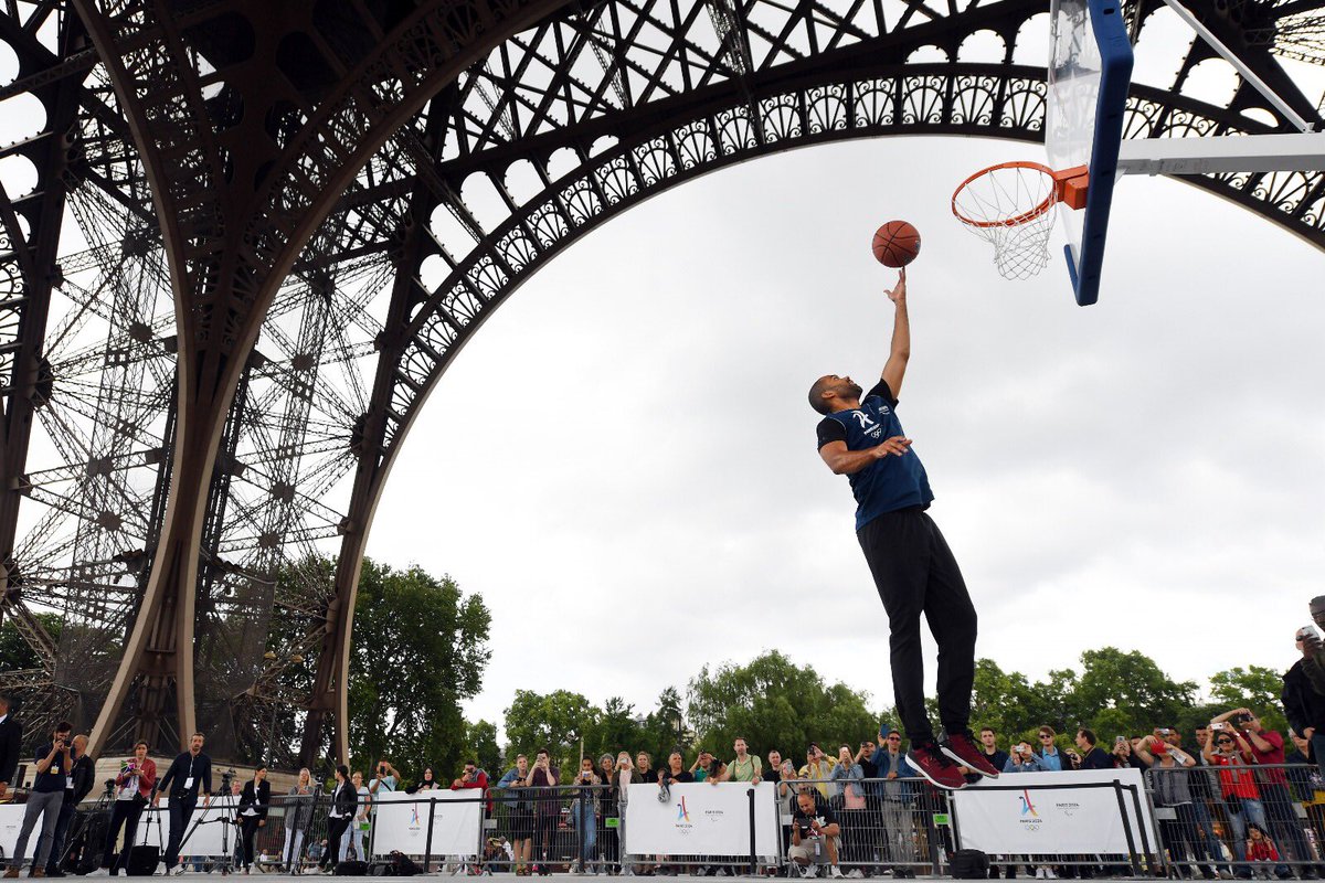 Fier d’être l’ambassadeur de l’éducation pour les Jeux Olympiques et Paralympiques ! #Paris2024 Proud to be Ambassador of Education for the 2024 Olympic and Paralympic Games in Paris. 🇫🇷 Thank you for the great opportunity @TonyESTANGUET and @Paris2024