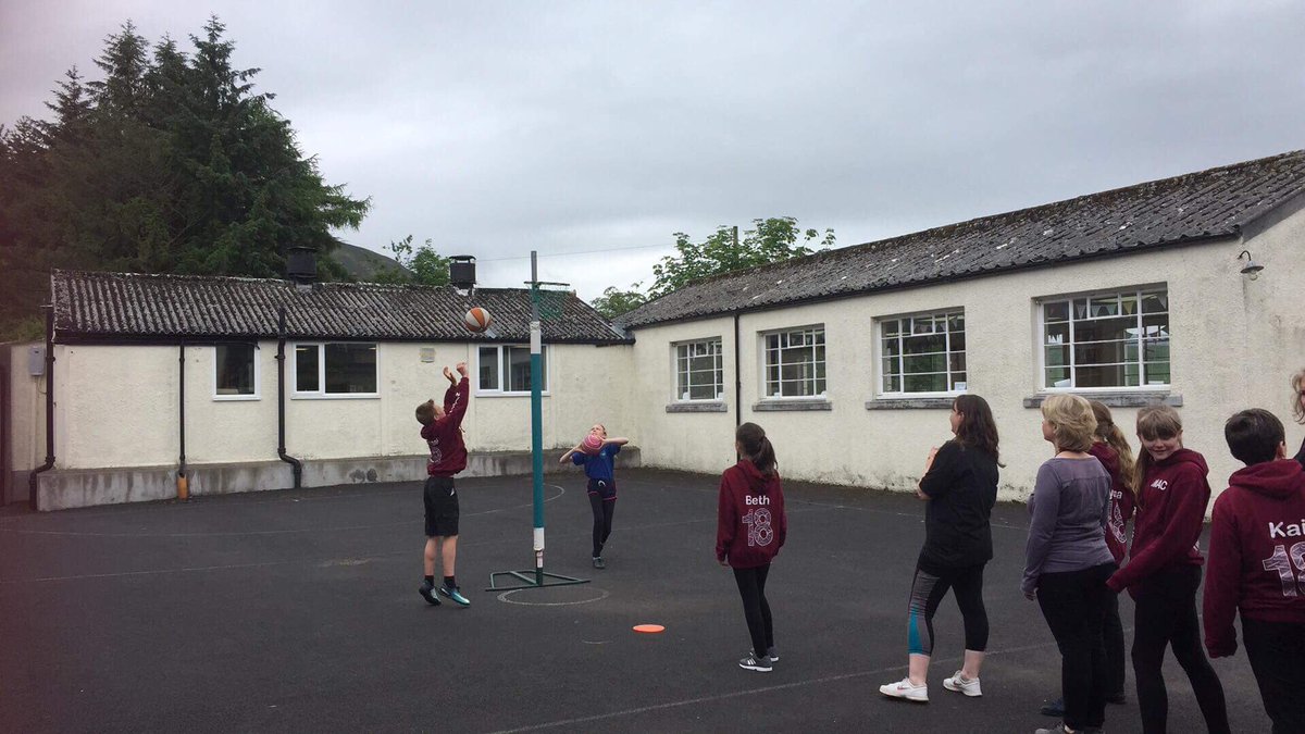 SchoolBroughton's tweet photo. Children's Excitement levels were high but teachers were higher in the p7 vs teachers netball shoot out! Well done Beth, doing it for the pupils! 👏🏻👏🏻👏🏻 #competitive #netball https://t.co/cTzMeKnsPP
