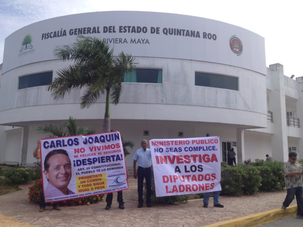 brocar73's tweet photo. Asociación Somos tus ojos transparencia Qroo se manifiesta en la fiscalía: PDC https://t.co/VlGSMiYVtG