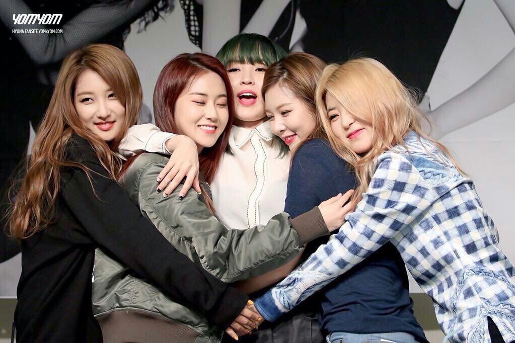 jihyun_thailand's tweet photo. คิดถึงตอนที่อยู่ด้วยกันครบ5คน ถ้าได้เห็นอีกสักครั้งต้องร้องไห้หนักแน่ๆ555 จะยังคอยติดตามผลงานทุกคนอยู่ตลอดไป💕💕#9yearswith4minute https://t.co/qdcryJkz2G