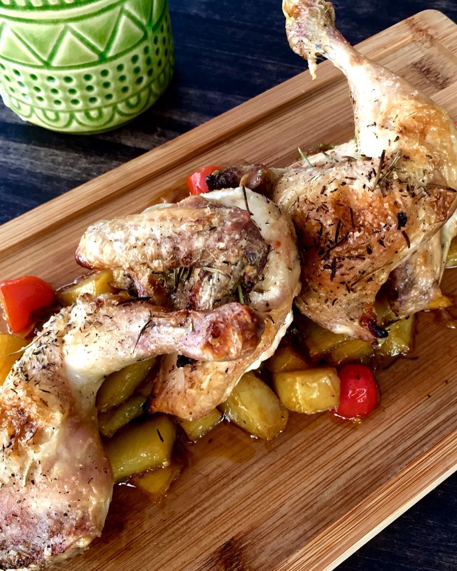 AVS_FanPage's tweet photo. 😋😋 RT Pollastre Picantó a l'ast! 👌 Pollo picantón a l'ast! 👌 #restaurantecasaandres #casaandres #casaandresofficial #tossademar #pollastrealast
https://t.co/ANnqOlnXYf https://t.co/DVuqsLsLVu