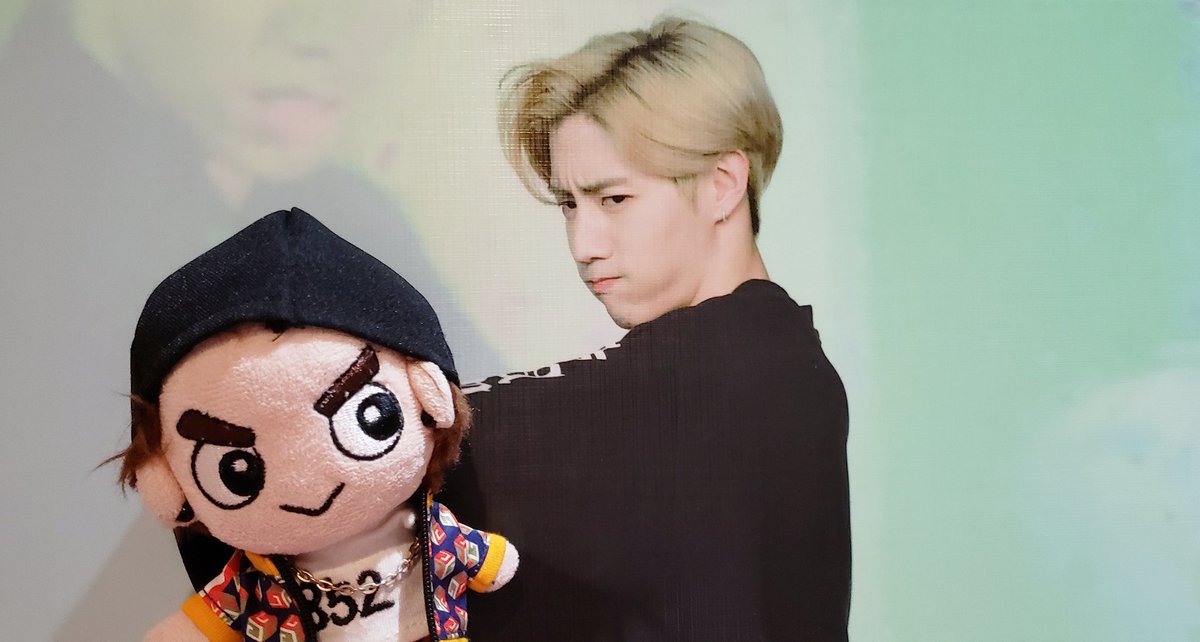 playground852's tweet image. Visited exhibition in Taiwan 🇹🇼
Without a mark doll so I just make it into markjin markson and coco parents💚
Thanks @Little_Mark0904 and @markdotcom93