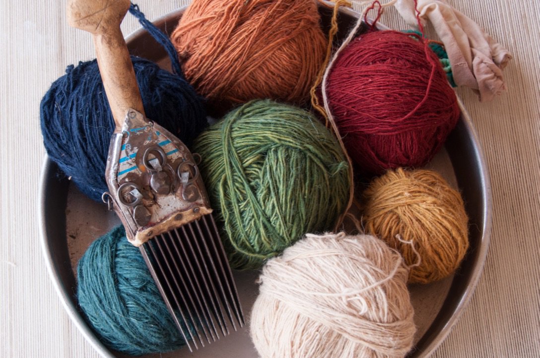 HeidarianR's tweet photo. After shearing the wool, it is then classified in different qualities, cleaned and washed. Following all this carding takes place to sort out the the wool and to separate the fibre.#Heidarianpersianrugs #persianrugs #handwoveniran #wool #silkroad #iran #sheepwool #ایران #فرش https://t.co/q3sGbACvaZ