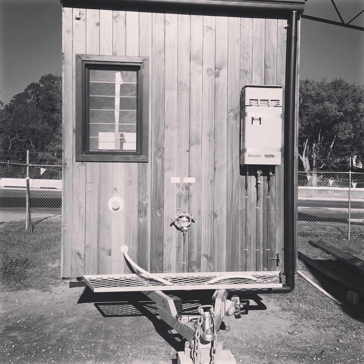 AffordableModu1's tweet photo. Another Tiny Home ready to ship
Compact Living Transportable

#prefabhousing #tinyhousemovement #prefab #prefabricated #prefabarchitecture #modulararchitecture #modularhomes #tinyhomes #tinyhomeonwheels #modularbuilder #AffordableModularHomes #InspiredLivingEnvironments https://t.co/5ItYch01Dt
